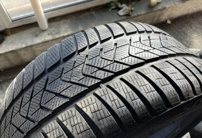 Pirelli Winter Sottozero 245/40 R19 и 275/35 R19