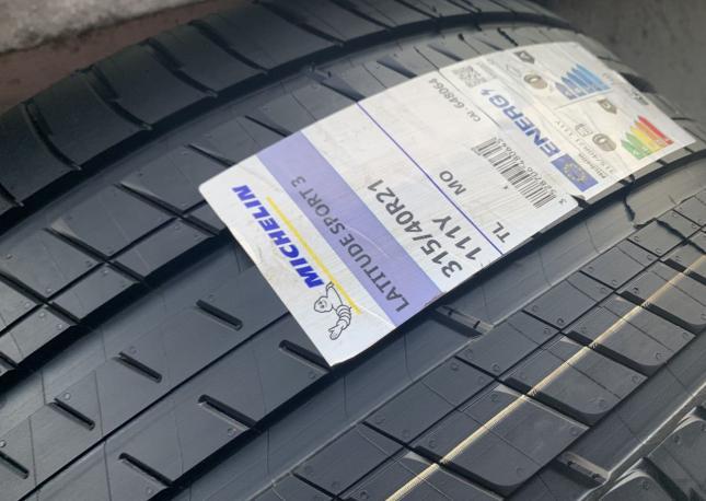 Michelin Latitude Sport 3 275/45 R21 и 315/40 R21