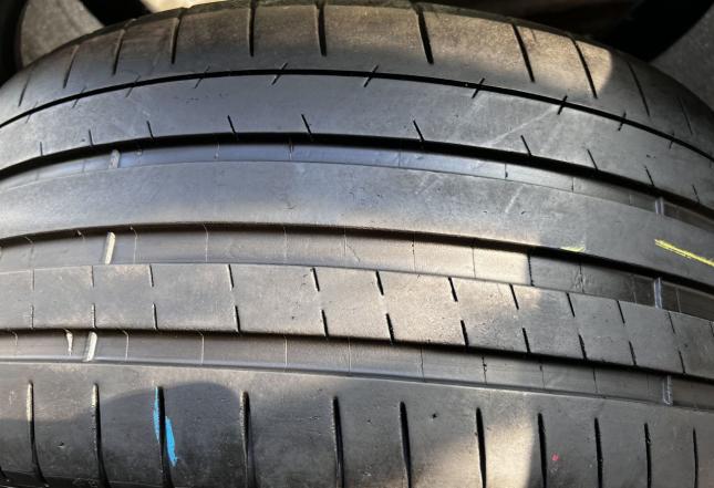 Michelin Pilot Super Sport 245/35 R21