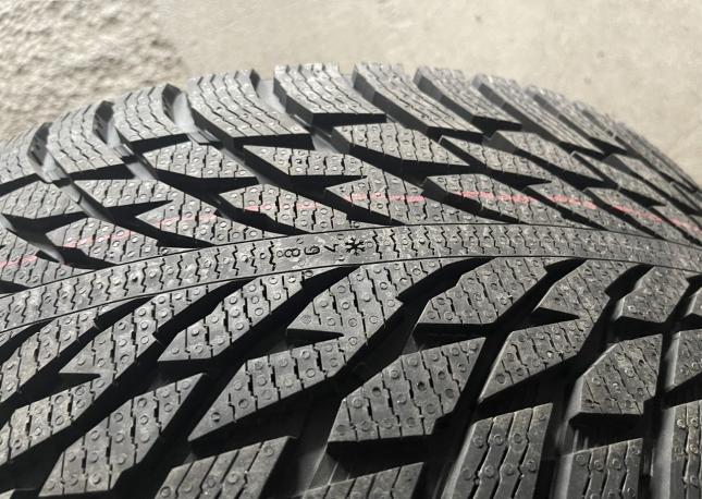 Nokian Tyres Hakkapeliitta R3 SUV 295/40 R21 111T