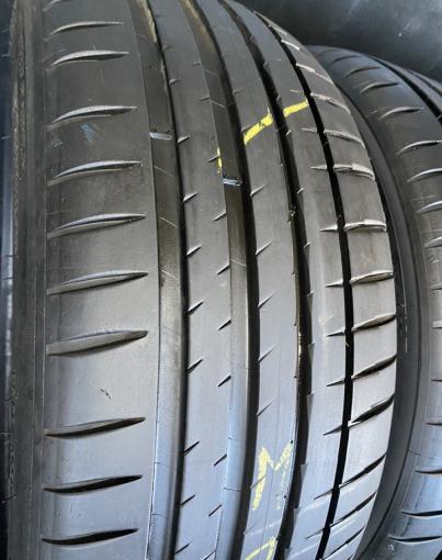 Michelin Pilot Sport 4 225/45 R19