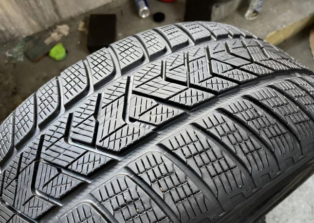 Pirelli Scorpion Winter 255/45 R20 101V