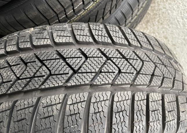 Pirelli Winter Sottozero 3 245/45 R18 100V