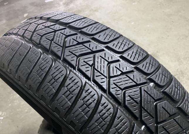 Pirelli Winter Sottozero 3 215/65 R17 99H