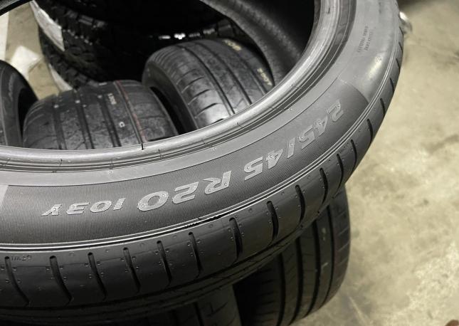 Pirelli P Zero PZ4 L.S. 245/45 R20 103Y