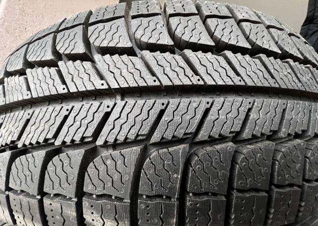 Michelin Pilot Alpin 5 SUV 185/65 R15