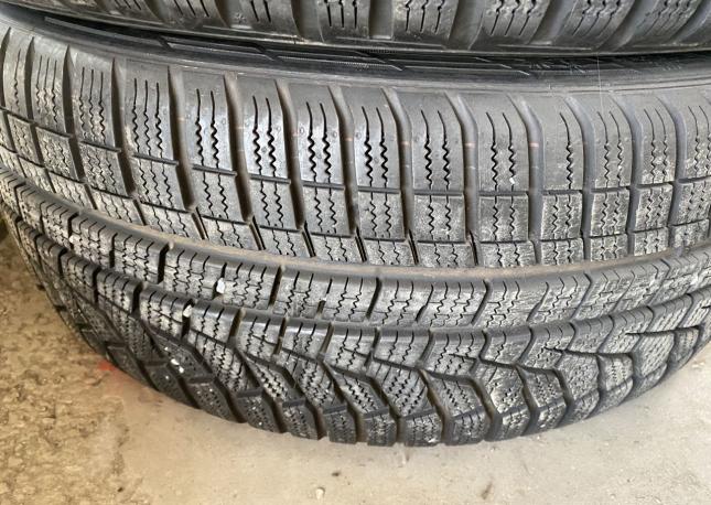 Hankook Winter I&#39;Cept Evo2 W320 225/45 R18