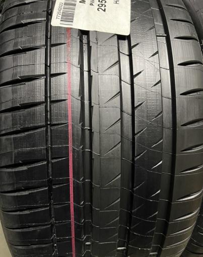 Michelin Pilot Sport 4 S Acoustic 295/35 R21 и 315/30 R22 Y