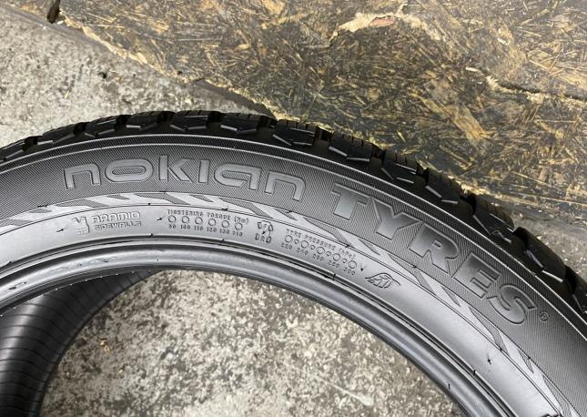 Nokian Tyres Hakkapeliitta 9 SUV 275/45 R21 и 315/40 R21 110T