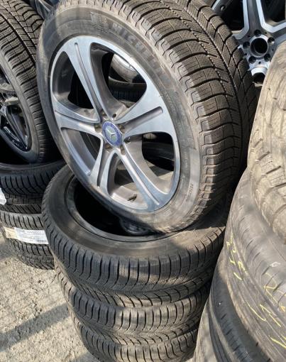 Michelin Latitude X-Ice North 3+ 245/45 R18