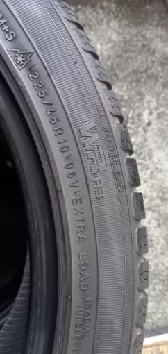 Nokian Tyres WR A3 225/45 R19 96V