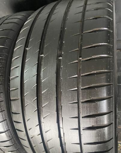 Michelin Pilot Sport 4 275/45 R19