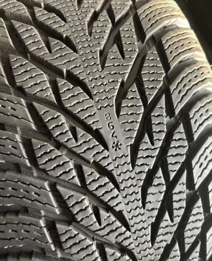 Nokian Tyres Hakkapeliitta R3 225/40 R19 и 255/35 R19