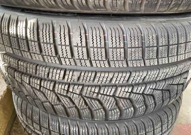 Hankook Winter I&#39;Cept Evo2 W320 225/45 R18