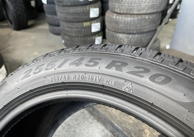 Pirelli Scorpion Winter 255/45 R20 101V