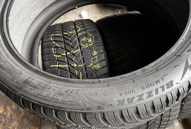 Bridgestone Blizzak LM-005 265/40 R21