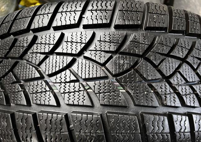 Goodyear UltraGrip Performance 235/55 R18