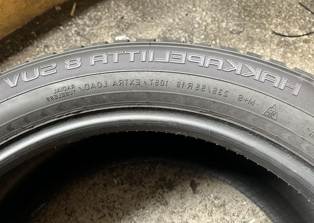 Nokian Tyres Hakkapeliitta 8 235/55 R19