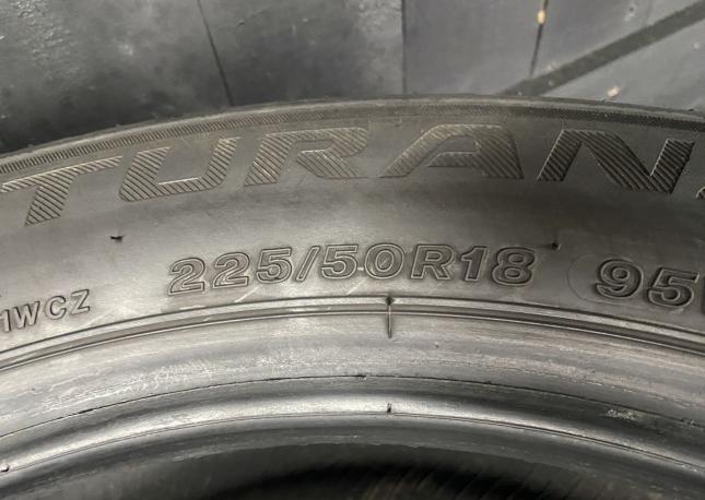 Bridgestone Turanza T001 225/50 R18