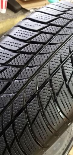 Bridgestone Blizzak LM-001 225/55 R17 97H