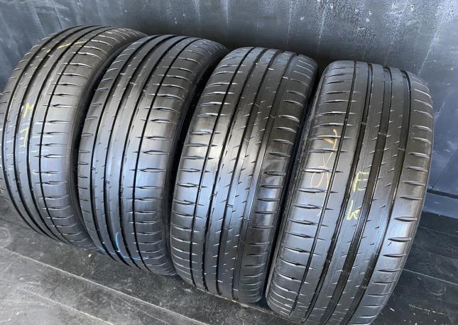 Michelin Pilot Sport 4 225/45 R19