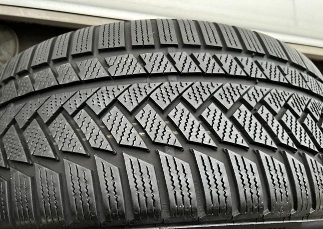 Continental ContiWinterContact TS 830 P 235/40 R19