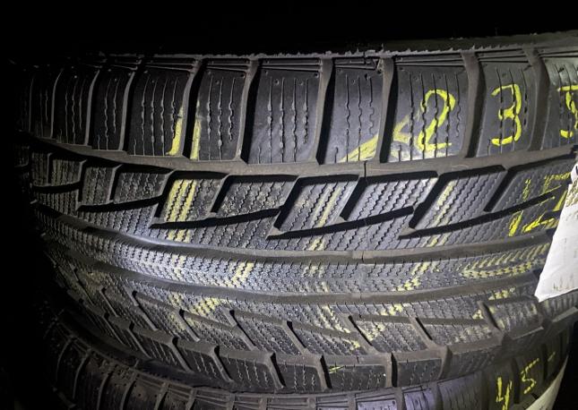 Nankang Snow SV-2 235/45 R18