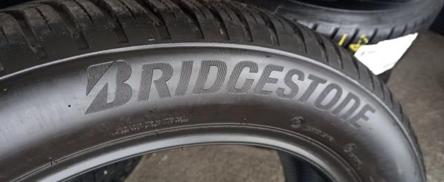 Bridgestone Weather Control A005 225/55 R19 99V