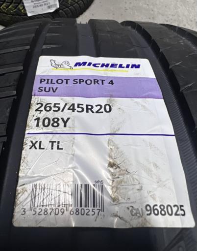 Michelin Pilot Sport 4 SUV 265/45 R20