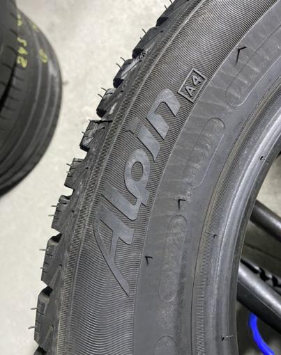 Michelin Alpin A4 185/65 R15