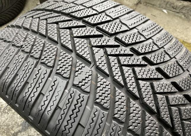 Bridgestone Blizzak LM-005 265/40 R21 105H