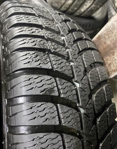 Kumho I&#39;Zen KW23 185/65 R15