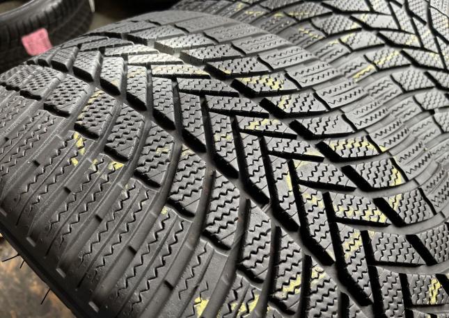 Bridgestone Blizzak LM005 RFT 265/40 R21 105H