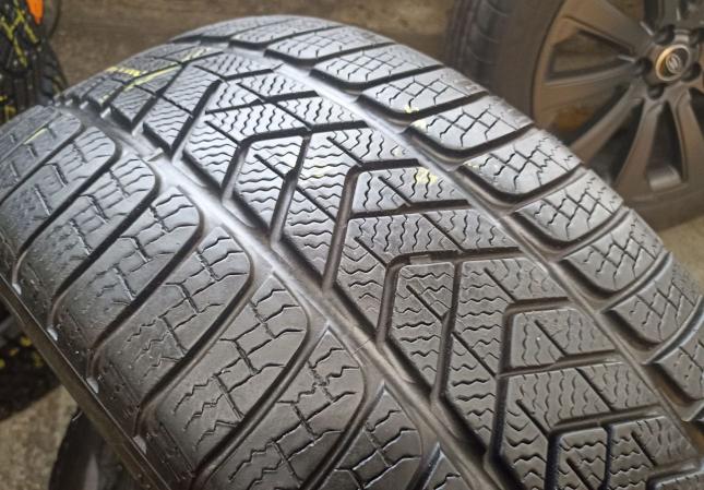 Pirelli Winter Sottozero 3 245/35 R21