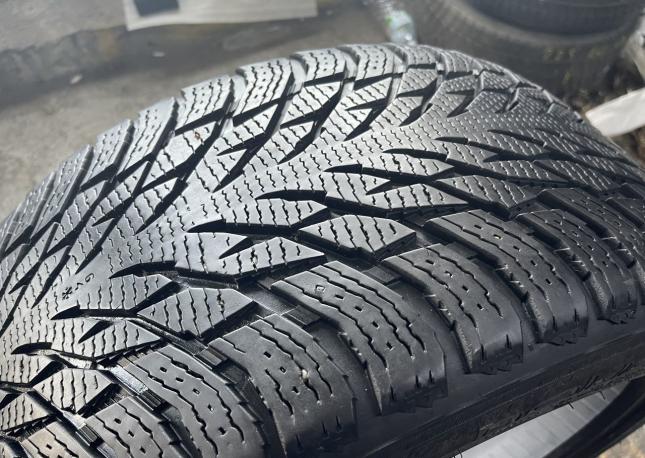 Nokian Tyres Hakkapeliitta R3 SUV 275/40 R20 106T