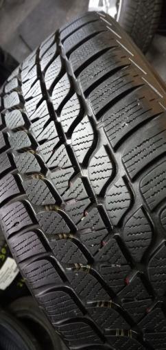 Bridgestone Blizzak LM-25 205/55 R17 91V