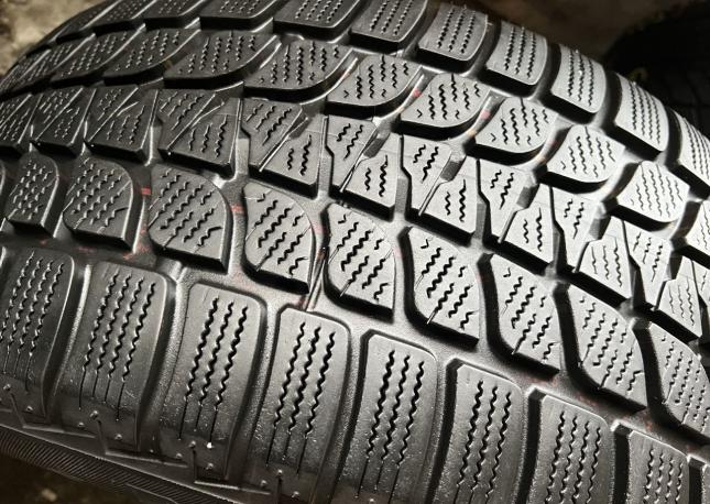 Bridgestone Blizzak LM-32 255/50 R19