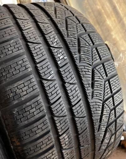 Pirelli Winter Sottozero Serie II 285/35 R20