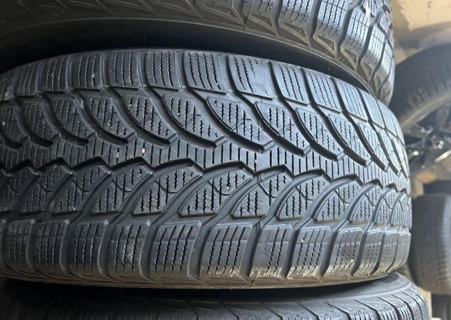 Bridgestone Blizzak LM-32 205/60 R16