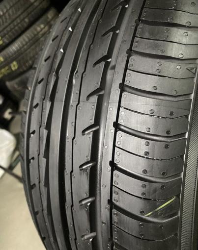 Yokohama Bluearth ES32 225/50 R17