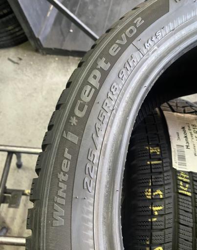 Hankook Winter I&#39;Cept Evo2 W320 225/45 R18