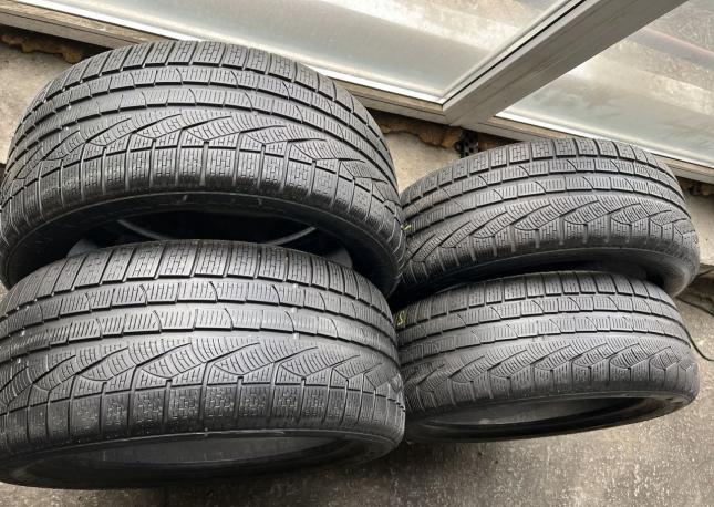 Pirelli Winter Sottozero II 275/40 R19