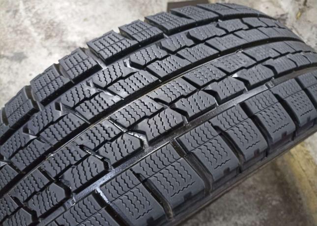 Goodyear Ice Navi 7 215/60 R16