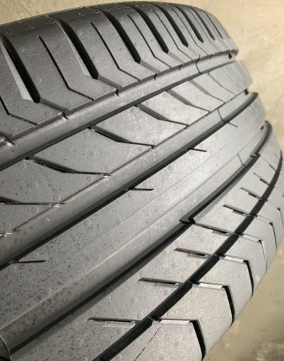 Continental ContiSportContact 5 ContiSeal 255/50 R21 и 285/45 R21 109Y