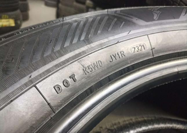 Goodyear EfficientGrip 2 SUV 275/60 R20 115H