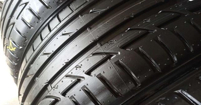 Bridgestone Potenza S001 225/45 R19