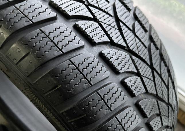 Dunlop SP Winter Sport 3D 245/45 R19