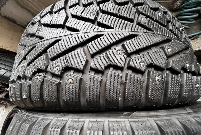 Pirelli Ice Zero 265/40 R21