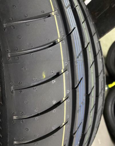 Goodyear EfficientGrip Performance 225/50 R17