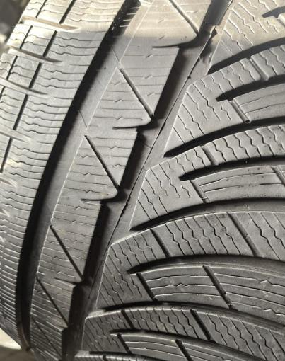 Michelin Pilot Alpin PA4 245/35 R20 и 275/30 R20 V